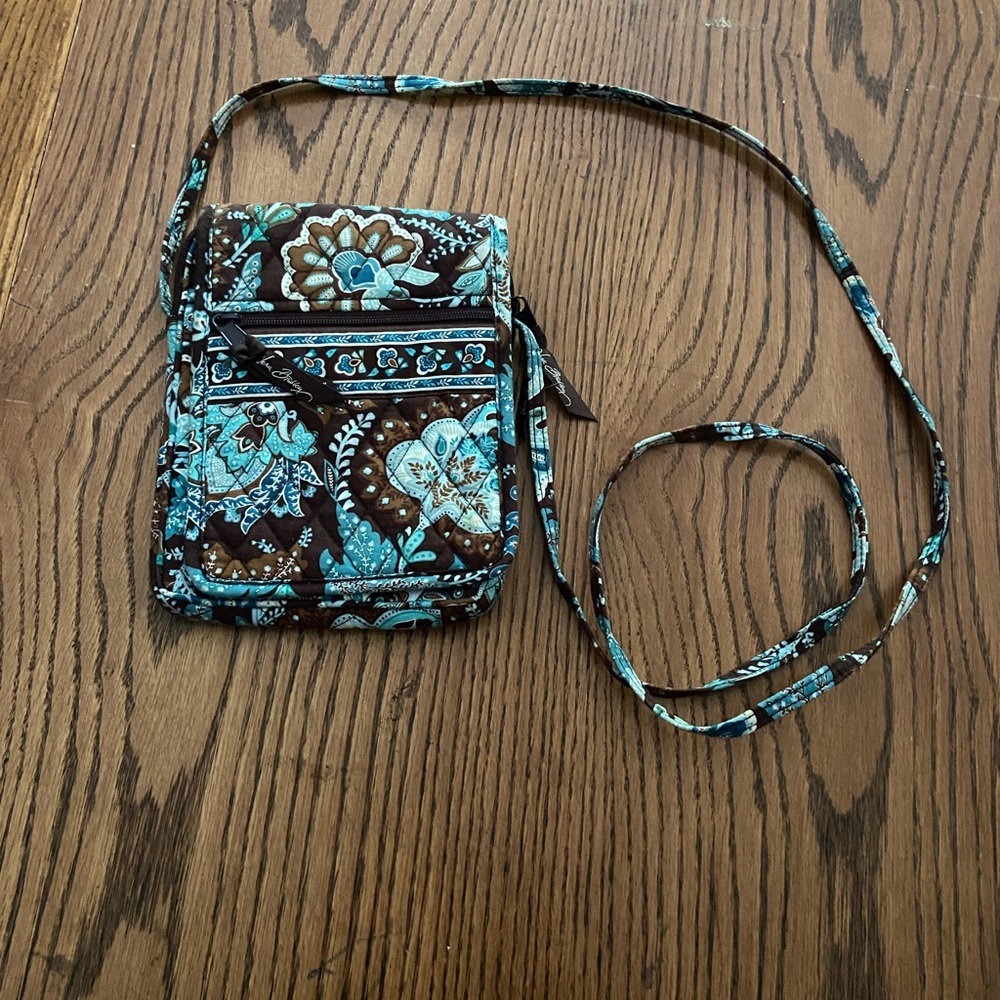 Vera Bradley crossbody purse